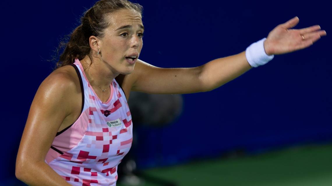 Italy ousts Iga Swiatek, Poland to reach Billie Jean King Cup final