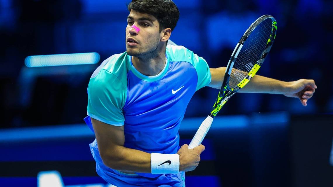 Carlos Alcaraz overcomes illness, rebounds at Nitto ATP Finals