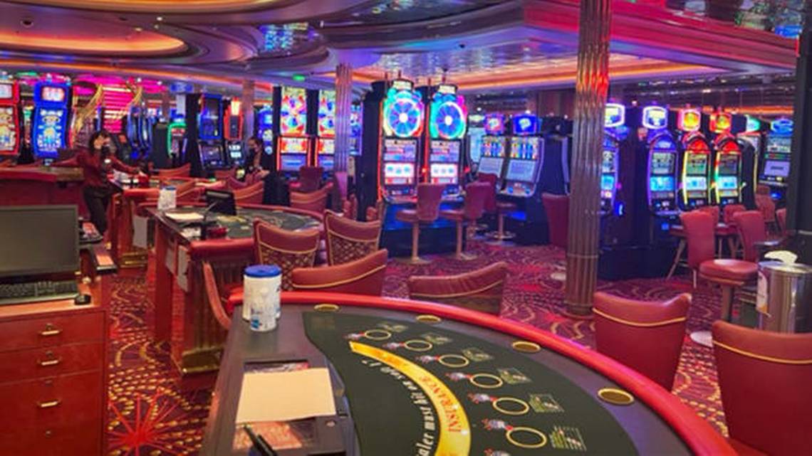 Carnival Cruise Line makes a surprising casino move