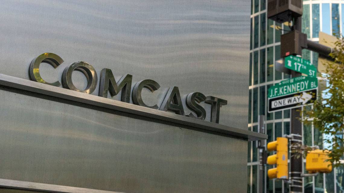 Behind Comcast’s big TV deal: a bleak picture for once mighty cable industry